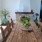 Margareth And Terrace فندق مبيت وإفطار سان لوسيدو