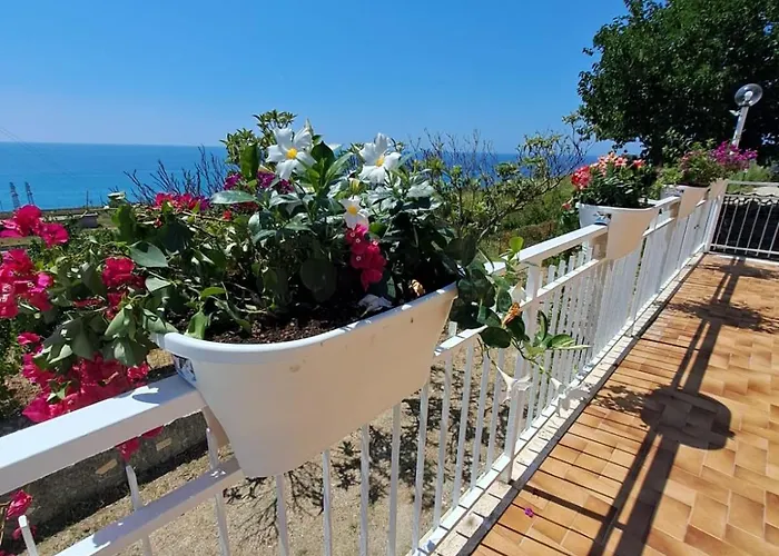 Margareth And Terrace לינה וארוחת בוקר *